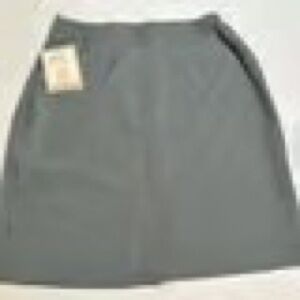 Classic Women's Gray Skirt - Neutral Everyday Style